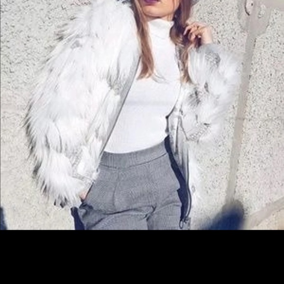 ZARA WHITE GREY FAUX FUR ZIP JACKET - Picture 3 of 7